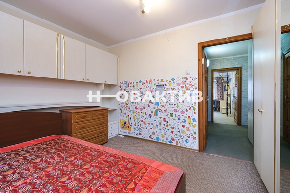 
  Продается 3-комн. квартира, 68 м², Сибирская ул, д. 49
. Фото 27.