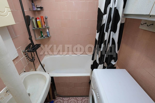 
  Продается 2-комн. квартира, 50.2 м², Связистов ул, д. 147
. Фото 16.