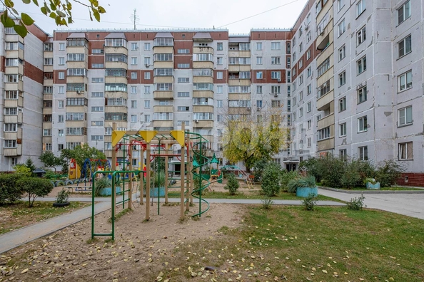 
  Продается 2-комн. квартира, 50.2 м², Связистов ул, д. 147
. Фото 22.