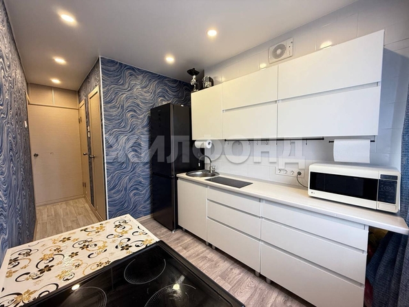 
  Продается 3-комн. квартира, 59.7 м², Чемская ул, д. 36а
. Фото 8.