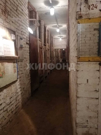 
  Продается 3-комн. квартира, 60.9 м², Челюскинцев ул, д. 38
. Фото 4.