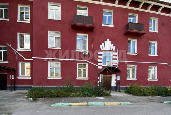 
  Продается 4-комн. квартира, 91.4 м², Бетонная ул, д. 9
. Фото 8.