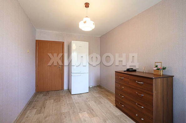 
  Продается 4-комн. квартира, 59.8 м², Ленинградская ул, д. 145
. Фото 26.