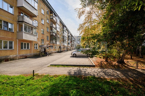 
  Продается 4-комн. квартира, 59.8 м², Ленинградская ул, д. 145
. Фото 36.