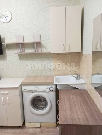 
  Продается 1-комн. квартира, 13.5 м², Пермитина ул, д. 12
. Фото 7.