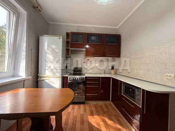 
  Продается 1-комн. квартира, 38 м², Пархоменко ул, д. 90
. Фото 1.