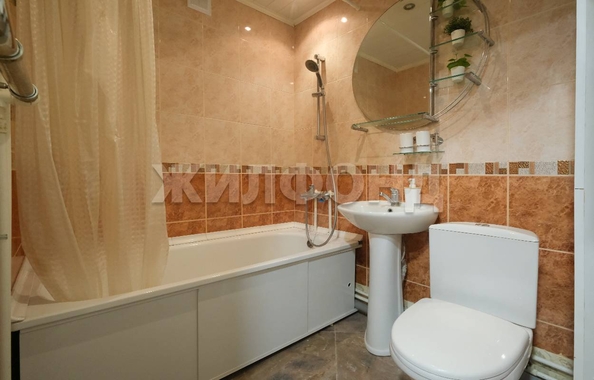 
  Продается 1-комн. квартира, 29.3 м², Доватора ул, д. 23
. Фото 8.