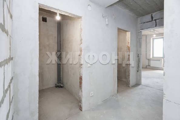 
  Продается 2-комн. квартира, 67.3 м², Есенина ул, д. 67
. Фото 10.