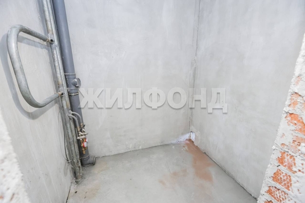 
  Продается 2-комн. квартира, 67.3 м², Есенина ул, д. 67
. Фото 18.