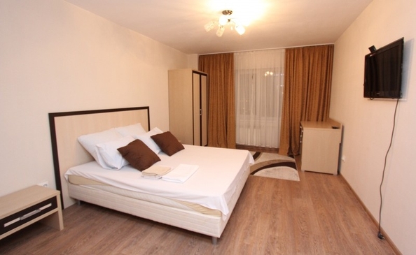 
  Сдам посуточно 1-комн. квартиру, 32 м², Геодезическая ул, д. 4
. Фото 6.