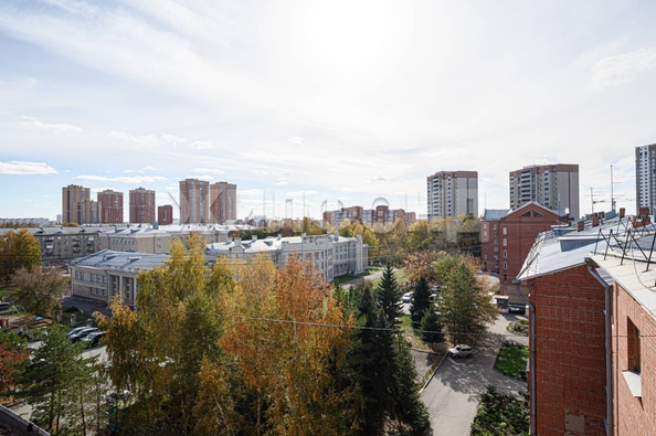 
  Продается 2-комн. квартира, 53.9 м², Обогатительная ул, д. 4
. Фото 6.