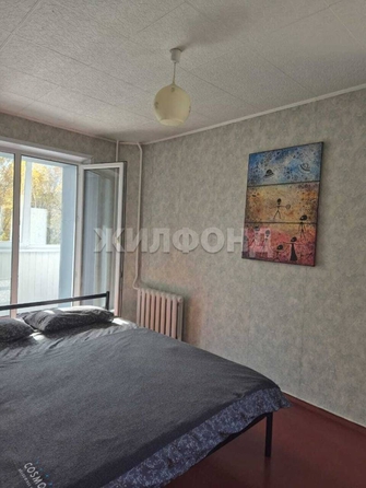 
  Продается 4-комн. квартира, 70.8 м², Зорге ул, д. 193/1
. Фото 5.