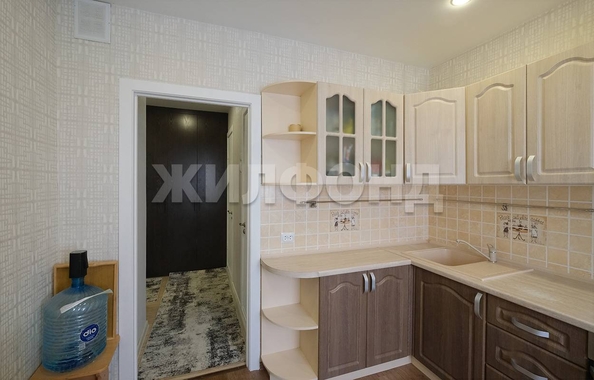 
  Продается 2-комн. квартира, 50 м², Лазурная ул, д. 6
. Фото 12.