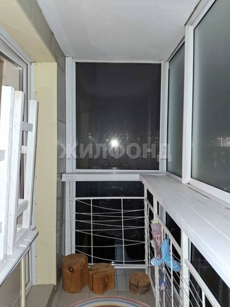 
  Продается 2-комн. квартира, 41.7 м², Овражная ул, д. 13
. Фото 5.