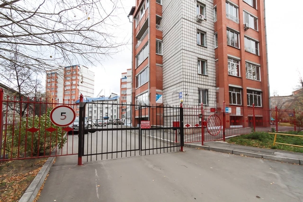 
  Продается 4-комн. квартира, 159.3 м², Ватутина ул, д. 20/1
. Фото 2.