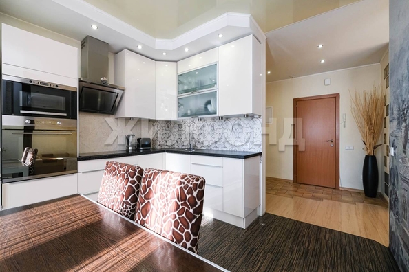 
  Продается 4-комн. квартира, 120.2 м², Адриена Лежена ул, д. 15
. Фото 10.