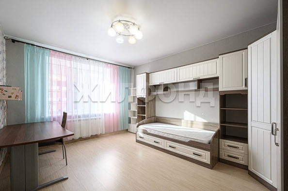 
  Продается 4-комн. квартира, 117 м², Владимировская ул, д. 21
. Фото 23.
