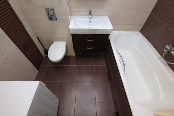 
  Продается 2-комн. квартира, 50.5 м², Романова ул, д. 55
. Фото 9.