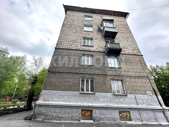 
  Продается 3-комн. квартира, 75.4 м², Титова ул, д. 22
. Фото 4.