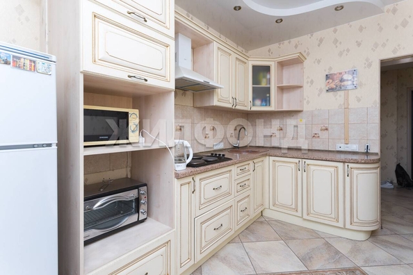 
  Продается 1-комн. квартира, 36 м², Петухова ул, д. 14
. Фото 2.