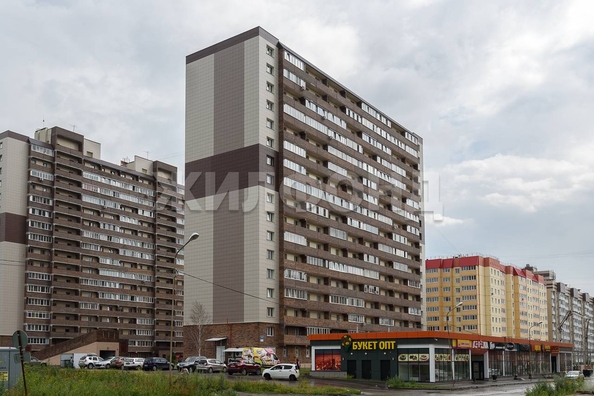 
  Продается 1-комн. квартира, 36 м², Петухова ул, д. 14
. Фото 9.