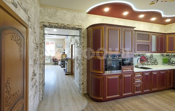 
  Продается дом, 540 м², Новосибирск
. Фото 2.