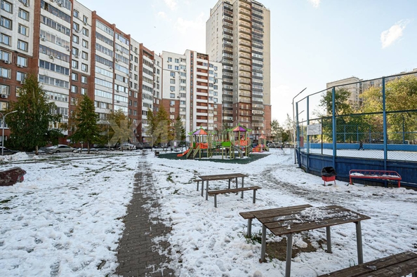 
  Продается 2-комн. квартира, 65 м², Серебренниковская ул, д. 4/1
. Фото 18.