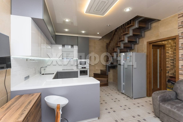 
  Продается 3-комн. квартира, 116.6 м², д. 23
. Фото 1.