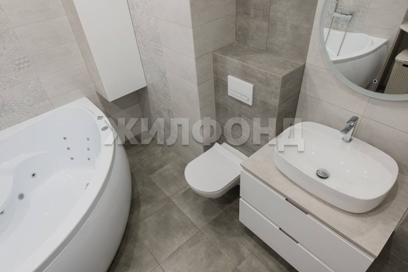 
  Продается 3-комн. квартира, 96 м², Ленина ул, д. 81
. Фото 11.