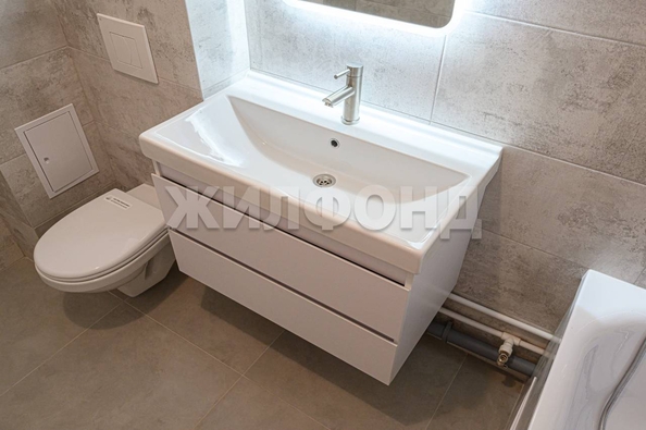 
  Продается 2-комн. квартира, 50.1 м², ЖК Аквамарин, дом 3
. Фото 9.