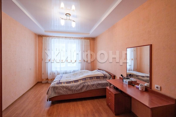 
  Продается 2-комн. квартира, 58 м², Адриена Лежена ул, д. 25
. Фото 3.