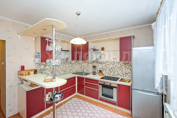 
  Продается 2-комн. квартира, 58 м², Адриена Лежена ул, д. 25
. Фото 8.