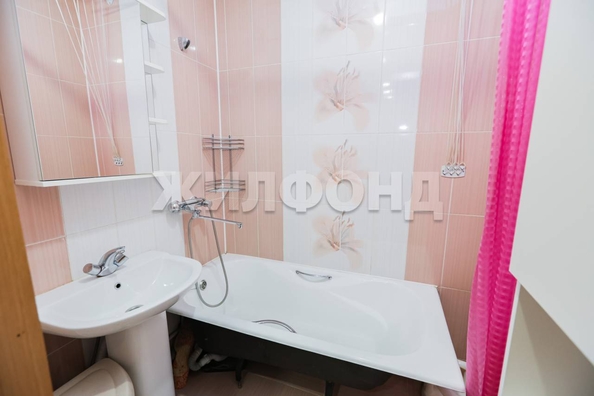 
  Продается 2-комн. квартира, 75.6 м², В. Высоцкого ул, д. 62
. Фото 20.