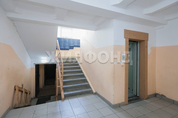 
  Продается 2-комн. квартира, 75.6 м², В. Высоцкого ул, д. 62
. Фото 37.