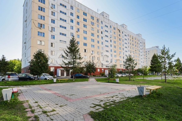 
  Продается 2-комн. квартира, 75.6 м², В. Высоцкого ул, д. 62
. Фото 42.