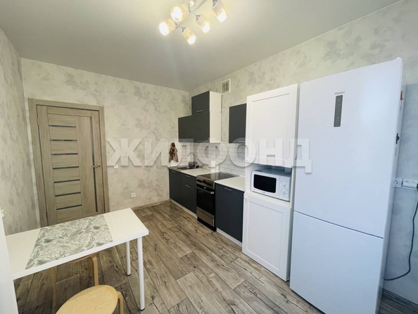 
  Продается 2-комн. квартира, 63.1 м², Декабристов ул, д. 10
. Фото 4.
