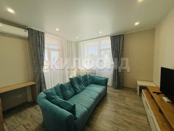 
  Продается 2-комн. квартира, 63.1 м², Декабристов ул, д. 10
. Фото 5.