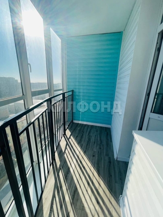 
  Продается 2-комн. квартира, 63.1 м², Декабристов ул, д. 10
. Фото 9.