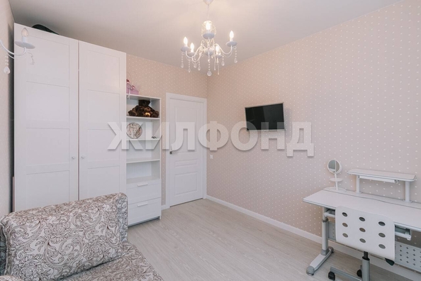 
  Продается 3-комн. квартира, 74.1 м², Приморская ул, д. 10/1
. Фото 4.