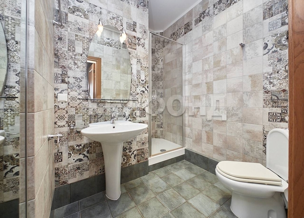 
  Продается 3-комн. квартира, 137.9 м², Галущака ул, д. 1
. Фото 8.