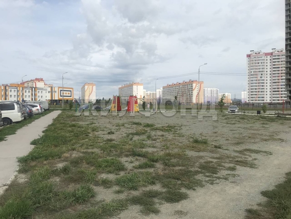 
  Продается 1-комн. квартира, 26 м², Петухова ул, д. 103
. Фото 21.