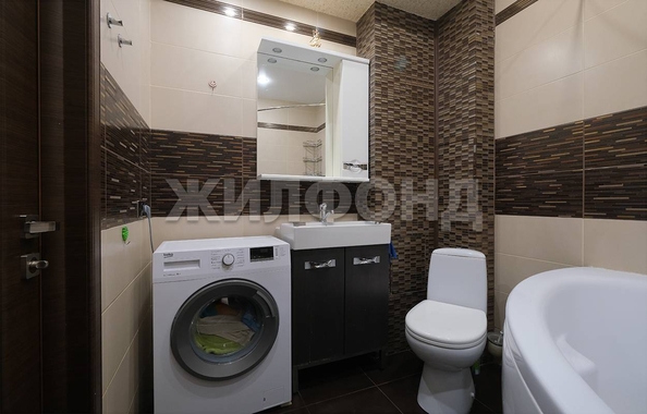 
  Продается 3-комн. квартира, 85.2 м², Адриена Лежена ул, д. 17
. Фото 7.