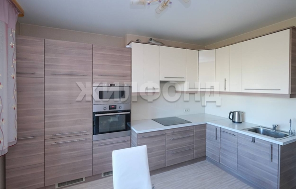 
  Продается 3-комн. квартира, 85.2 м², Адриена Лежена ул, д. 17
. Фото 16.