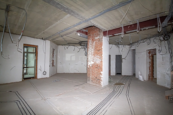 
  Продается 4-комн. квартира 674 м². Фото 2.