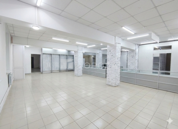
  Сдается торговая площадь 134 м². Фото 2.