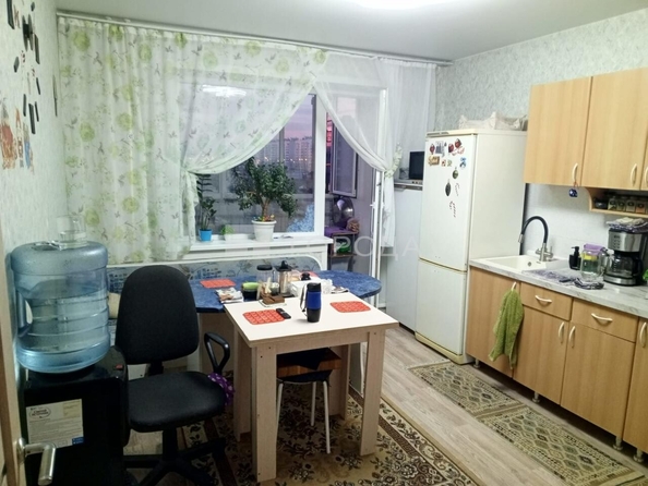 
  Продается 3-комн. квартира 79.5 м². Фото 1.