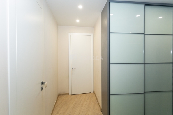 
  Продается 3-комн. квартира 81.4 м², в ЖК Радужный каскад, б/с 19. Фото 8.