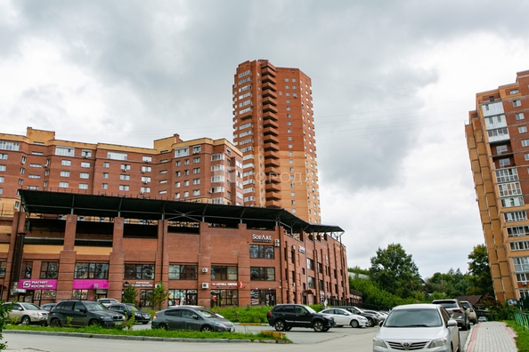
  Продается 3-комн. квартира 81.4 м², в ЖК Радужный каскад, б/с 19. Фото 34.