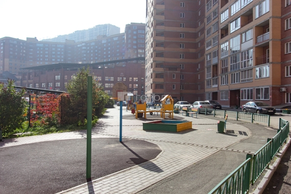 
  Продается 3-комн. квартира 81.4 м², в ЖК Радужный каскад, б/с 19. Фото 37.