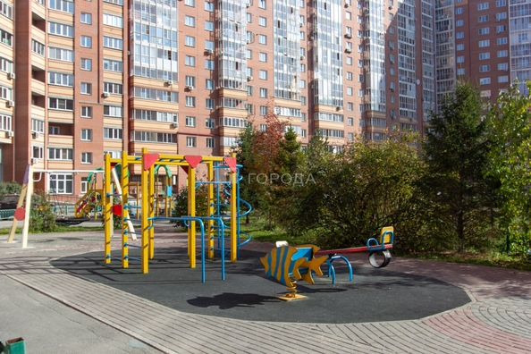 
  Продается 3-комн. квартира 81.4 м², в ЖК Радужный каскад, б/с 19. Фото 38.